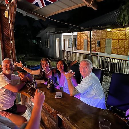 The Backyard Inn Moalboal Eksteriør bilde